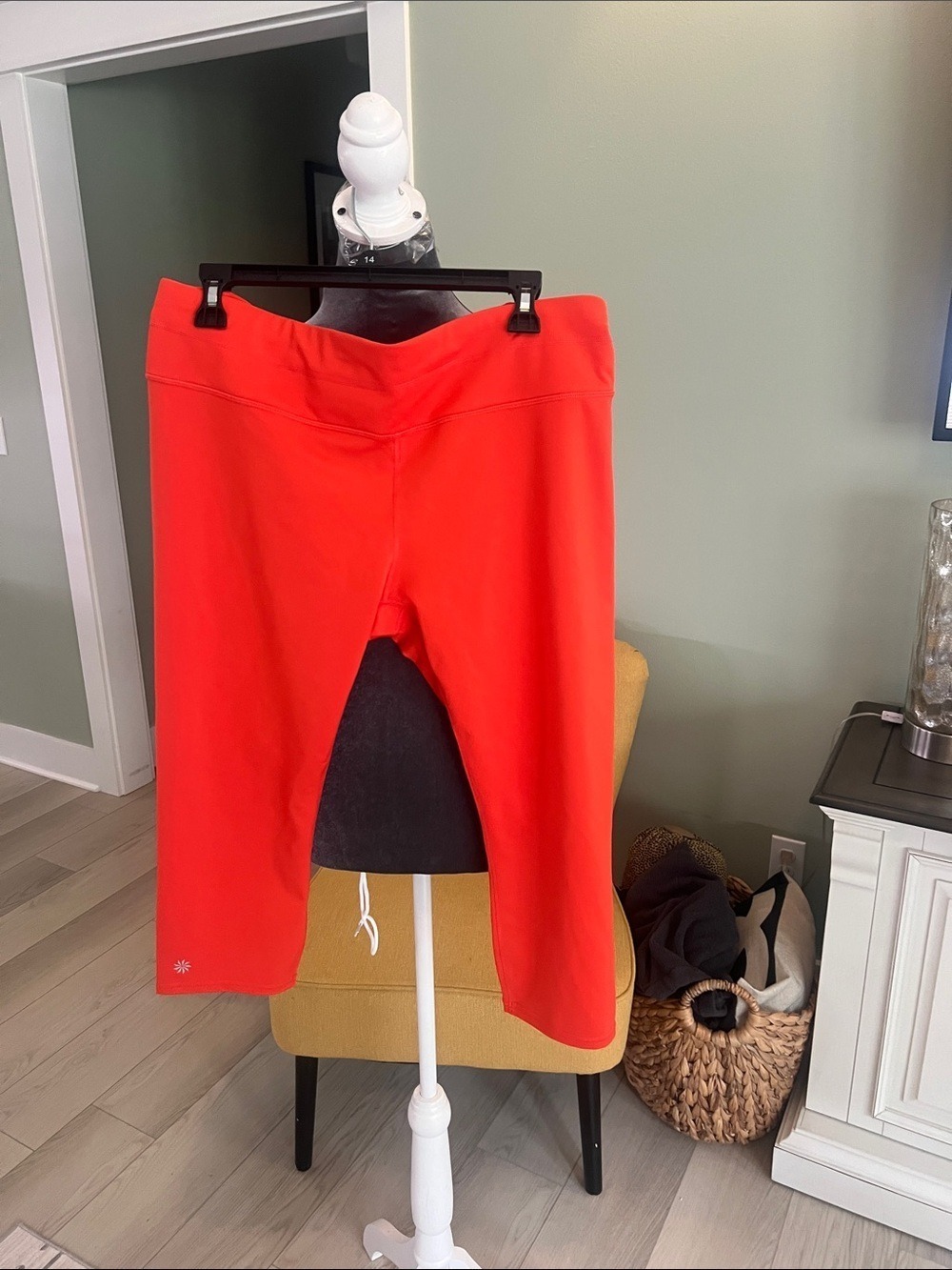 Athleta Bright Red Cropped Athletic Shorts